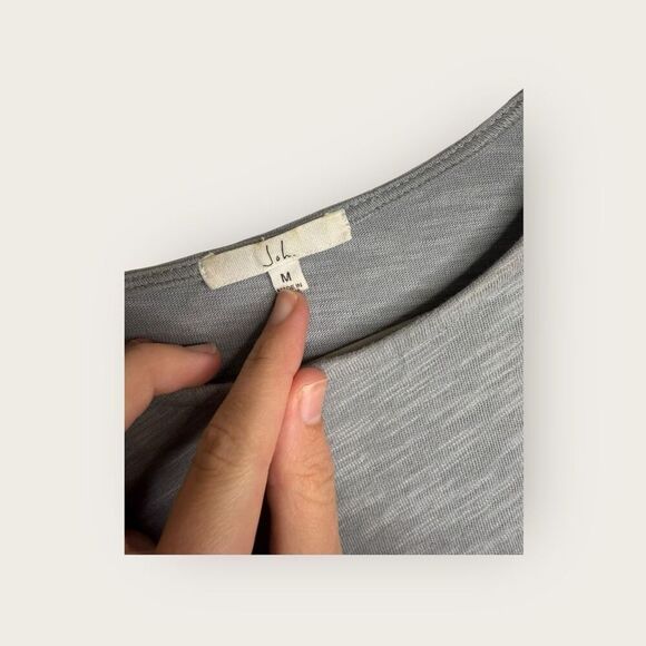 Joh Claire Top in Light Gray Size Medium - Picture 5 of 7